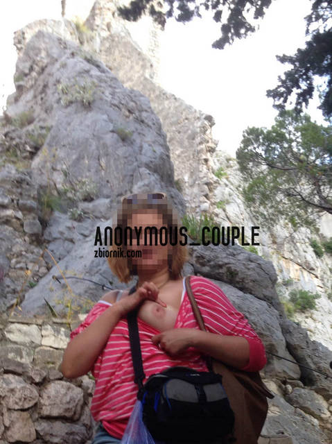 Suczka pozdrawia z CHorwacji :)  - anonymous_couple