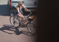 mama na rowerze.jpg