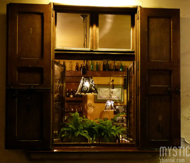 Jest okienko - a gdzie panienka??? - mystic