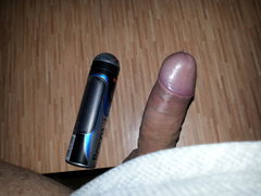 podniecony aż soczek puszcza:)