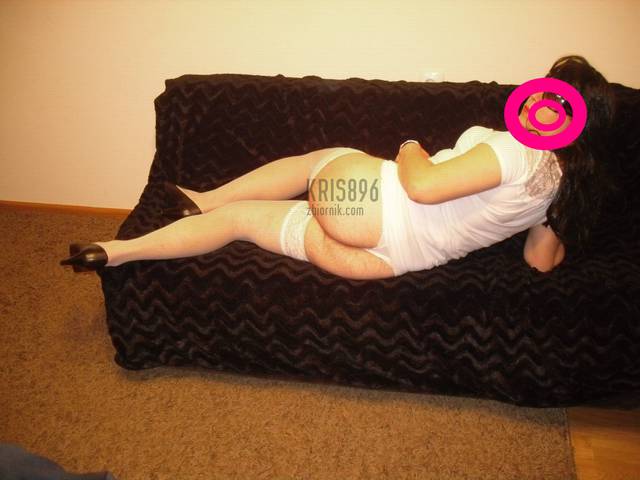 bez słów, odrazu pokazuje dupeczkę... - Kris896