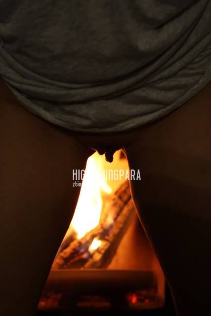 Przy kominku. - HIGHSWINGPARA