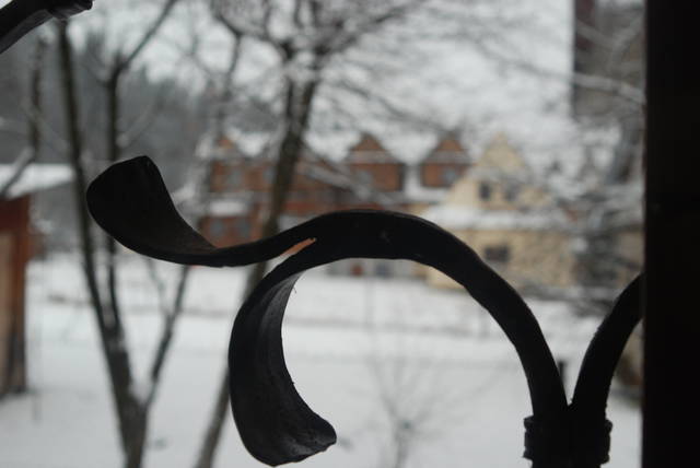 a za oknem.... - Arrou