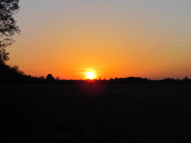 zachodzi..... - wodnik50