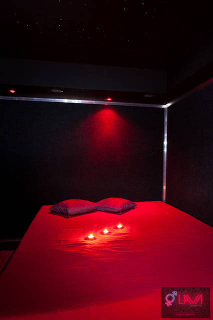 Pod gwieździstym niebem czeka na Was łoże wodne !  - LavaClub