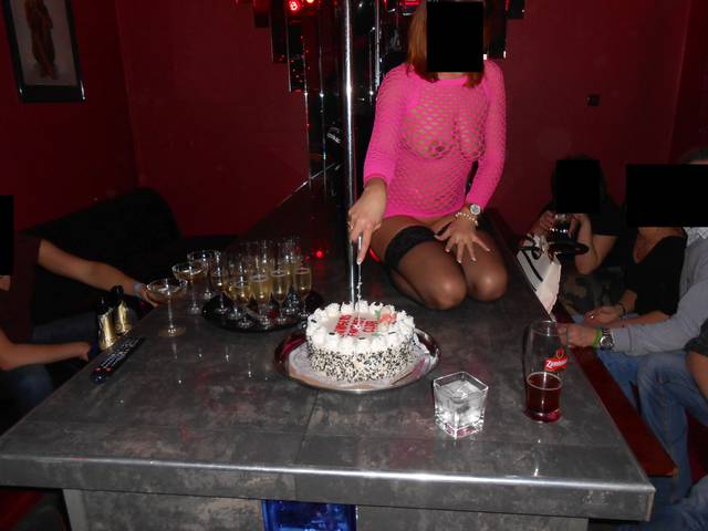 Wielkie Otwarcie - Krojenie tortu - swingersfantasy