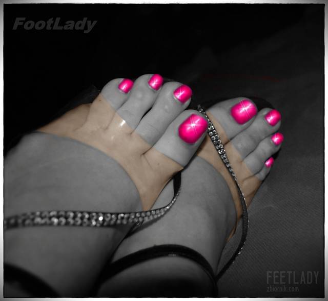 Art#42 - FeetLady