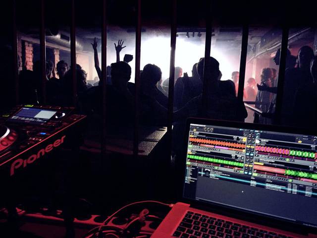 10429403_10202449327794873_4822671538912508715_n.jpg - technoLOVER