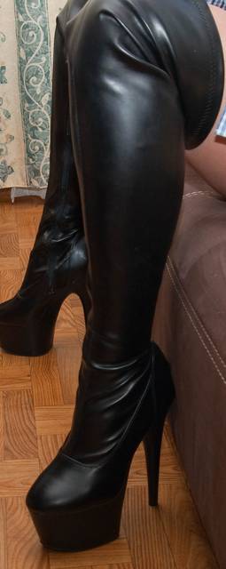 Fetysz (2 of 27)-crop.jpg - LenaBi32