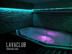 może relaksik w jacuzzi? 