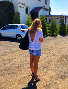 "Panowie, żar leje się z nieba"... :-)