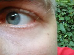 Popatrz mi prosto w oczy