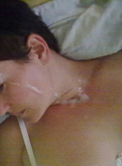 Kocham wytrysk na buzię...