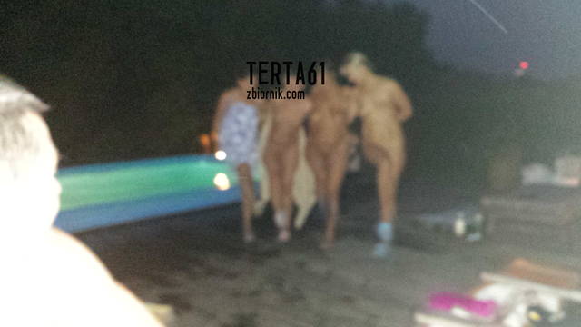 Taneczny wczorajszy wieczór przy basenie - terta61