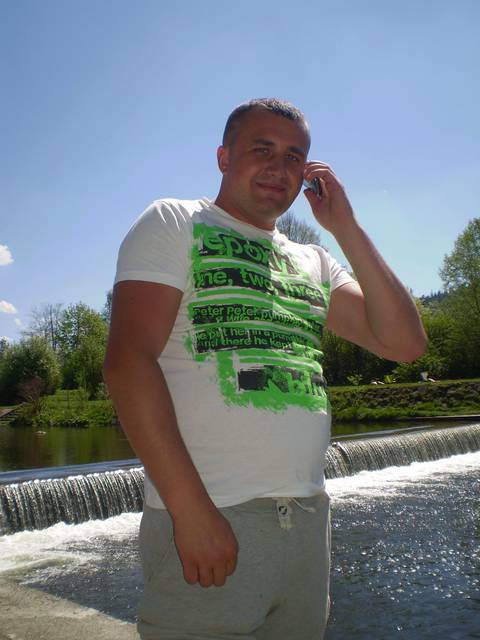 P4250023.JPG - luke198110