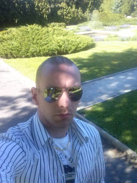 11071449_1459429397719658_5535777952854473813_n.jpg - Narazinek