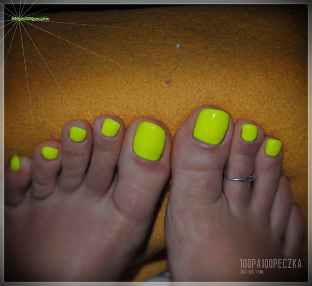 Neon Yellow #05 - 100pa100peczka