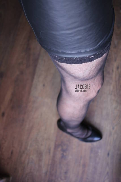 Chętnie uklęknę w takim stroju i obciągnę, kto chętny? - jacob13