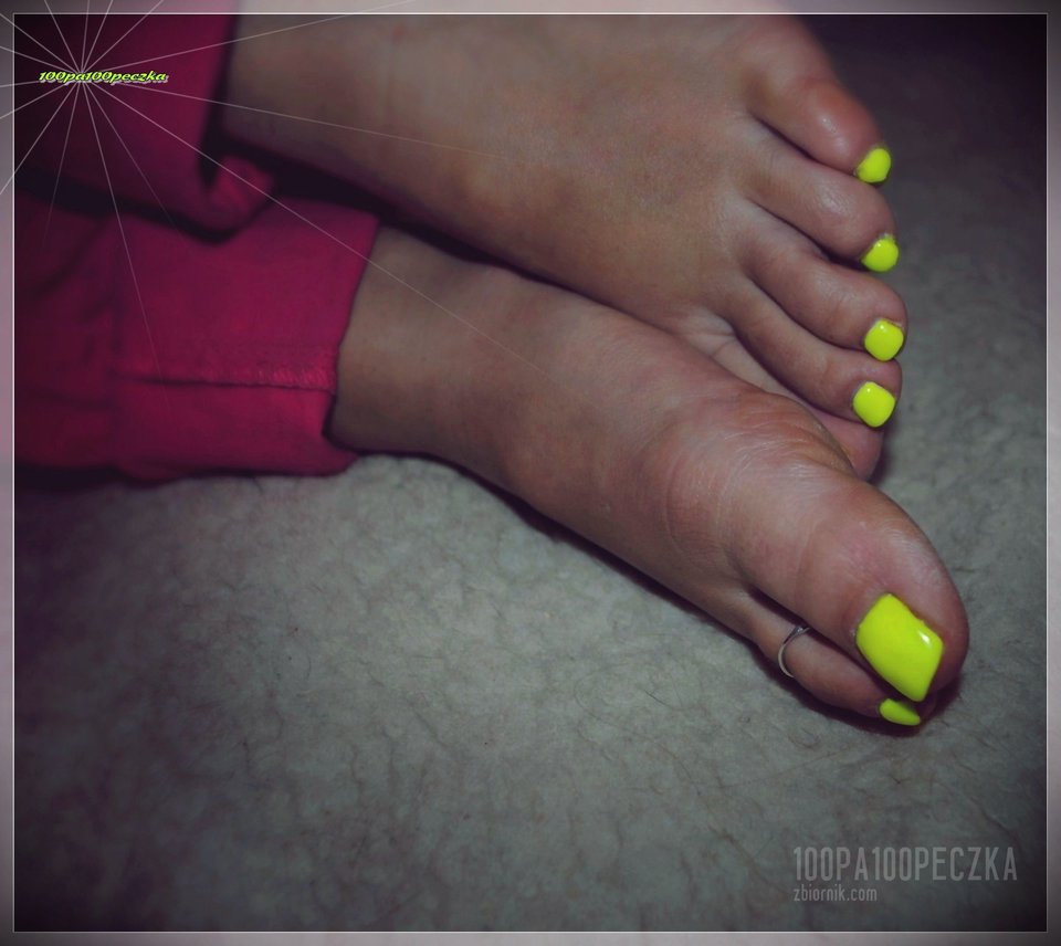 Neon Yellow #14 - 100pa100peczka
