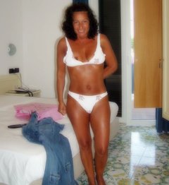 (1) Adriana 0 4.jpg