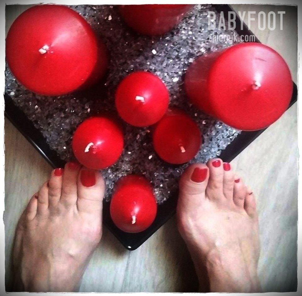 czerwone lizaczki - Babyfoot