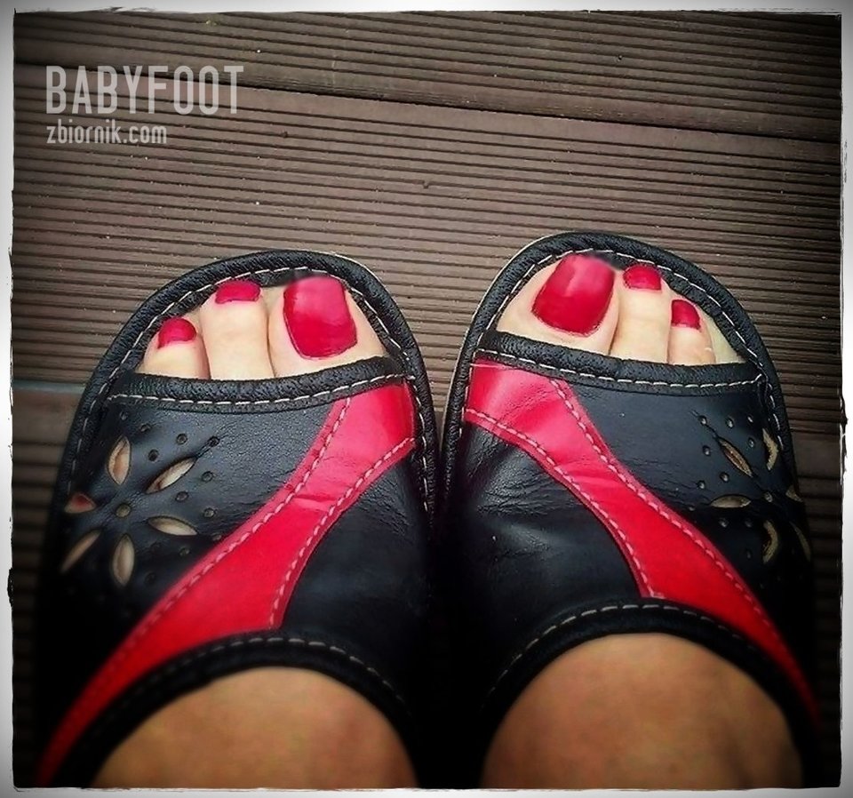 Czarno Czerwone - Babyfoot