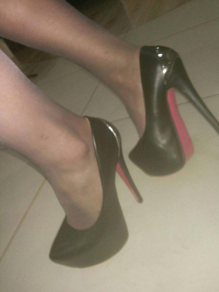 12544750_967523506618204_1955848077_o.jpg - kk664