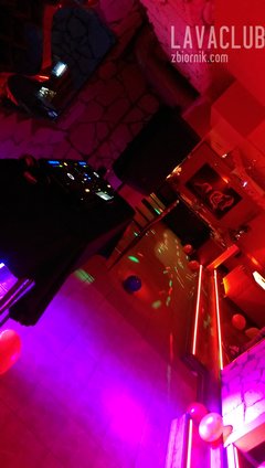 W walentynkowym nastroju DJ gra