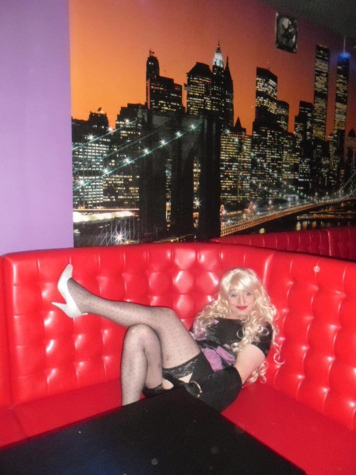 52164_798857653530529_8280660843246214041_o.jpg - Zuzatranny