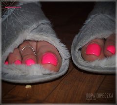 szare papucie #15