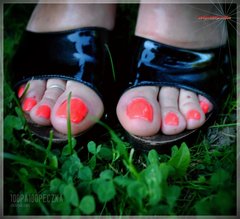 Czarne Drewniaczki 133