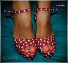 szpileczki w kropeczki 50