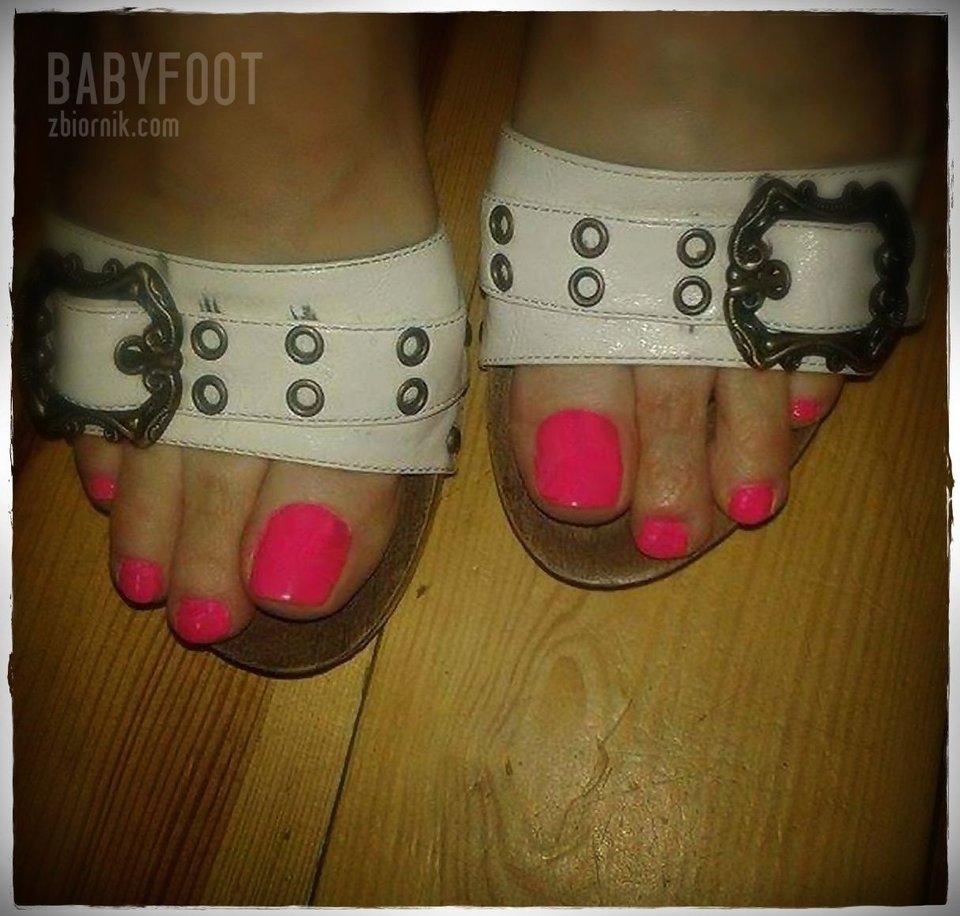 Białe Drewniaczki - Babyfoot