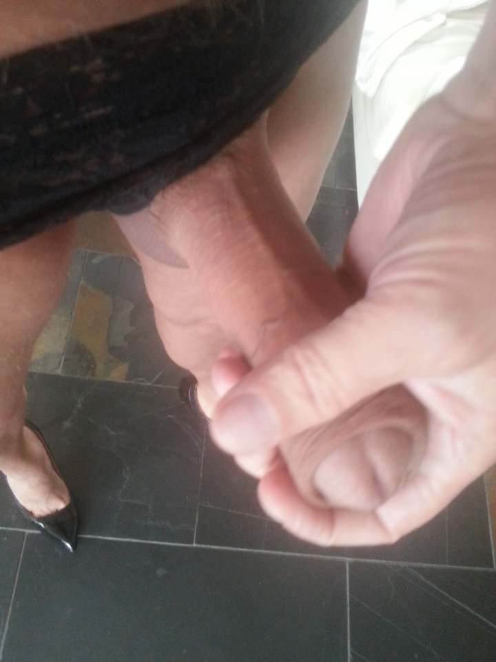 Just a Tuesday morning ♥ - MartinkaCross