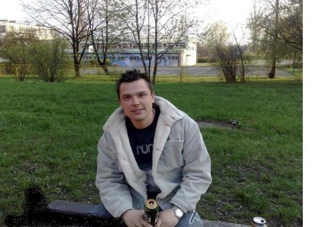 909000.jpg - Stacyjka