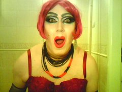 Czekam na kutasa w moich ustach!