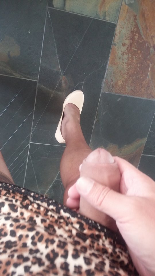 Another Lazy Sunday ❤. Which shoes is your fav ? - MartinkaCross