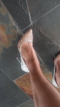 Another Lazy Sunday ❤. Which shoes is your fav ?