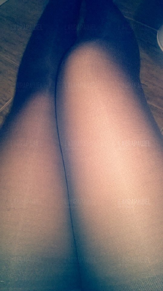 Chcę oglądać Twoje nogi! Chcę byś założyła mini!  - LauraPawel