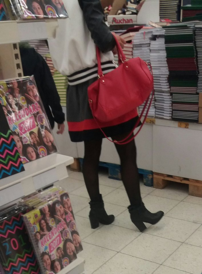20161015_192848.jpg - iPantyhose