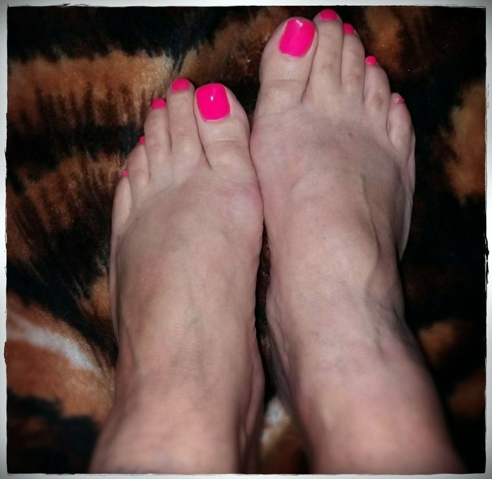 Pink Nails - Babyfoot