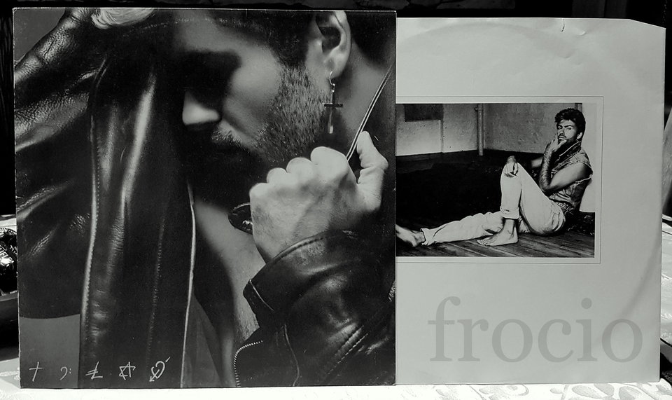 Dziwny zbieg okoliczności... - frocio