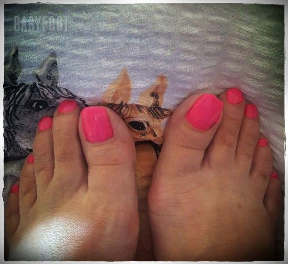 Pink Nails - Babyfoot