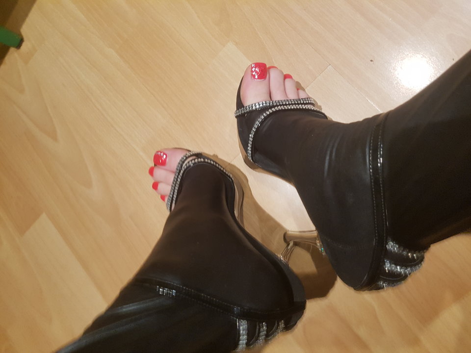 20161029_222047.jpg - LauraQueen36