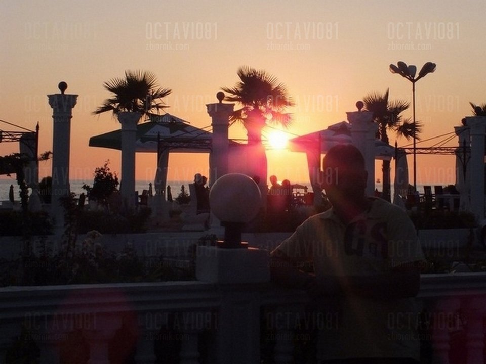 prof.jpg - Octavio81