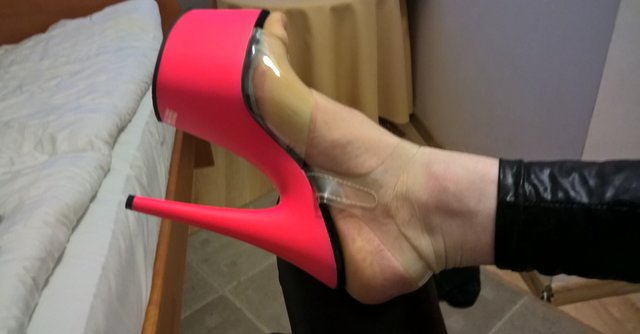 piczkaHighHeel