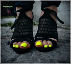 Czarne Szpilki III #71