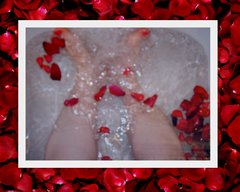 Kąpiel w płatkach róż
