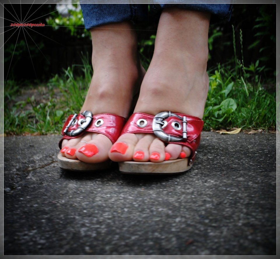 Czerwone Drewniaczki 55 - 100pa100peczka