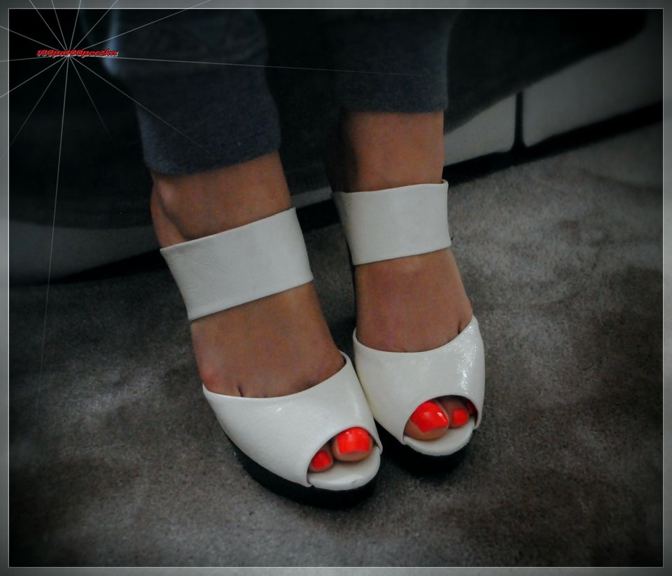 Białe Klapki II #50 - 100pa100peczka